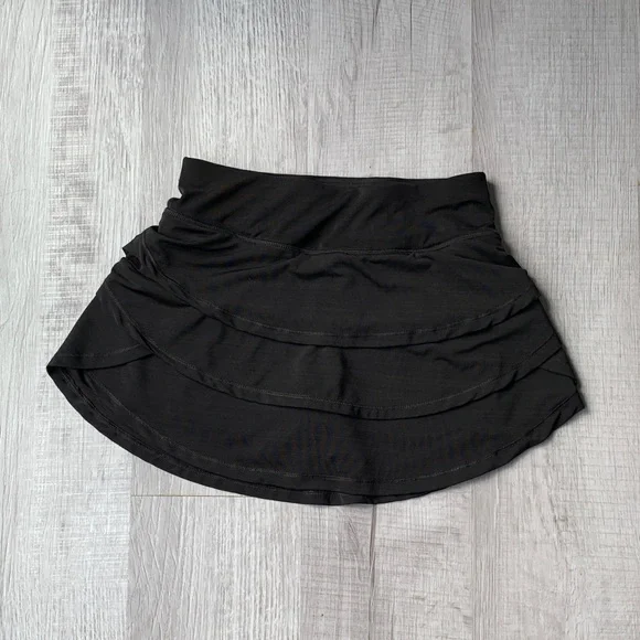 Calvin Klein Black Layered Sport Mini Skort, size XS. - Picture 1 of 14